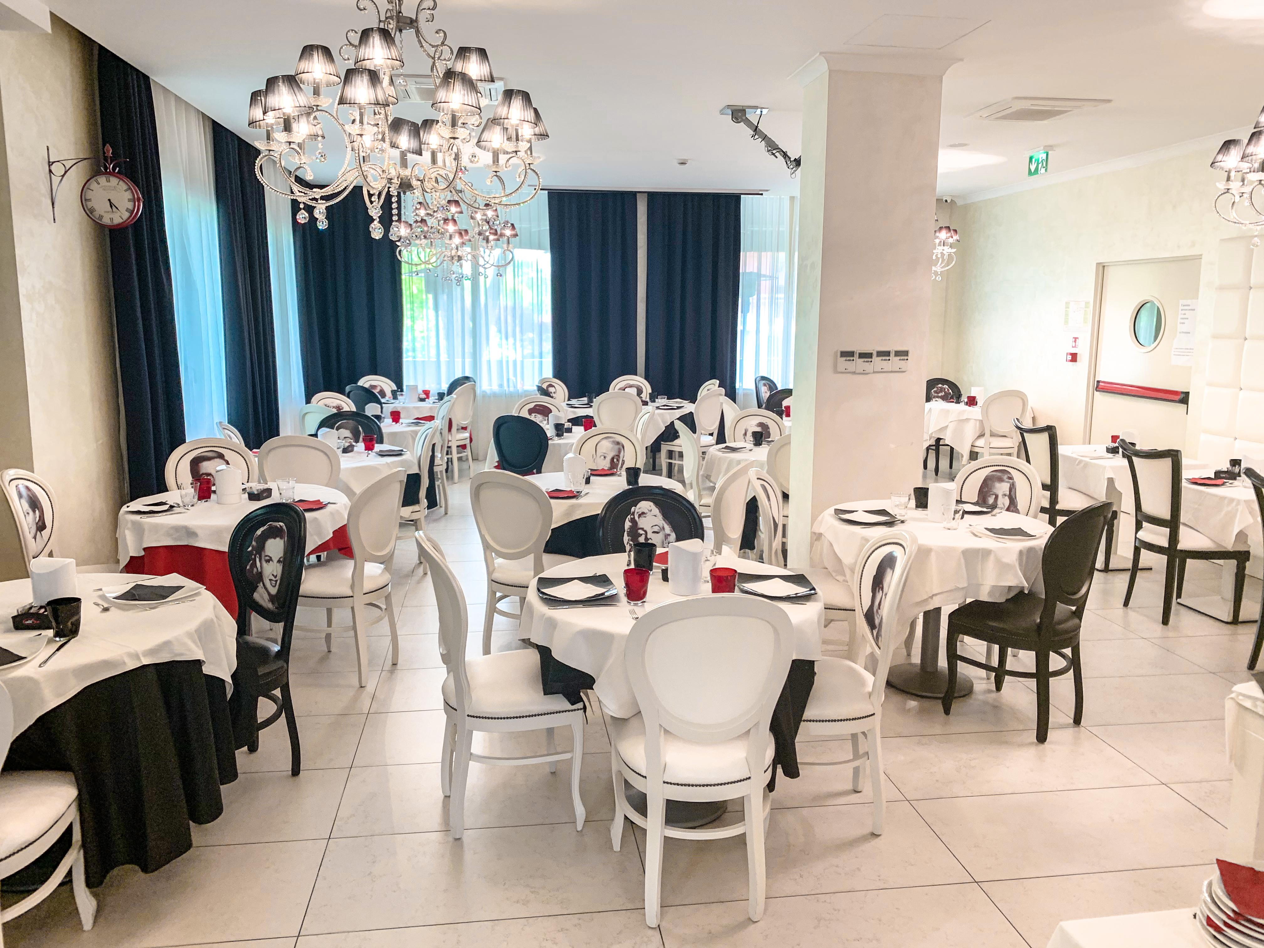 Hotel Le Cinema Gatteo a Mare Ngoại thất bức ảnh