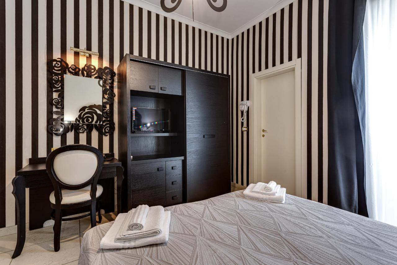 Hotel Le Cinema Gatteo a Mare Ngoại thất bức ảnh